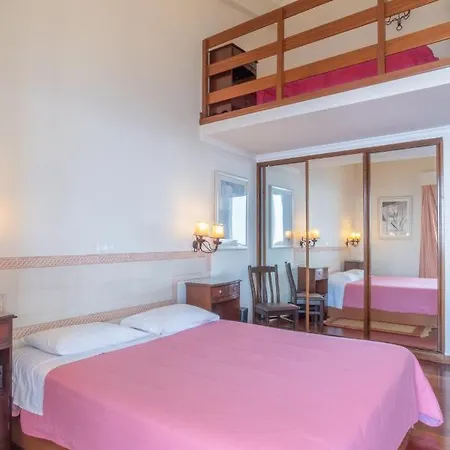 Vila Amelia In Falesia By The Sea *