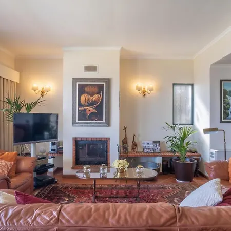 Amelia In Falésia By The Sea Caniço