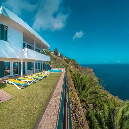 Vila Amelia In Falesia By The Sea *