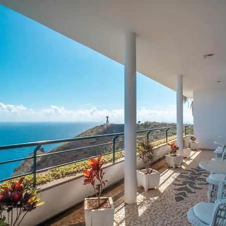 Villa Amelia In Falésia By The Sea Caniço