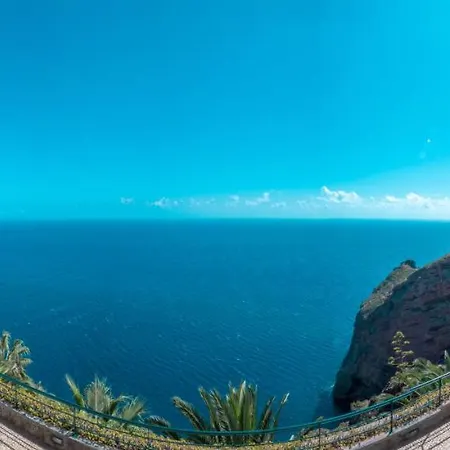 Amelia In Falésia By The Sea Villa *