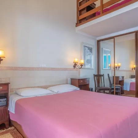 Amelia In Falesia By The Sea * Caniço