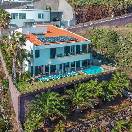 Villa Amelia In Falesia By The Sea Caniço